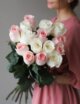 Белые и розовые розы в ленту (15 шт) №1031