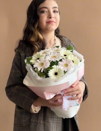 Гермини в нежном оформлении №1950