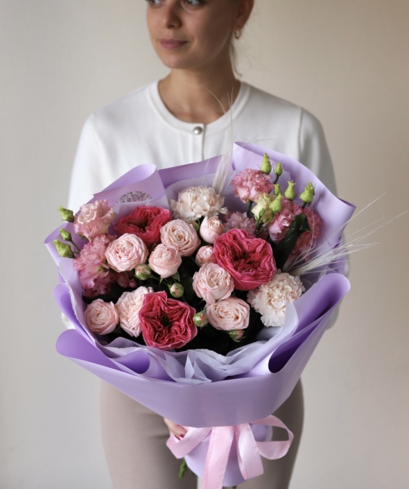 Нежный букет с садовой розой №1715 Нежный букет с садовой розой №1715