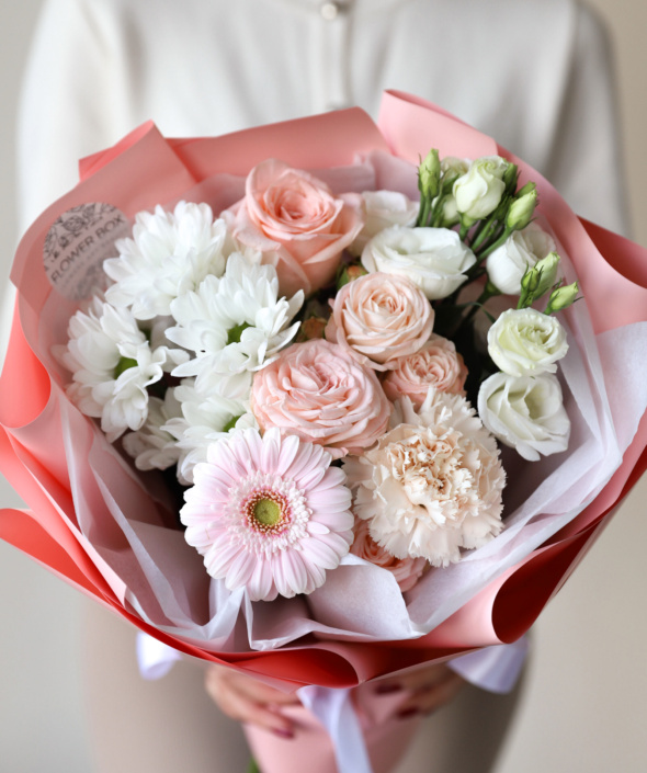 Сборный нежный букет №1301