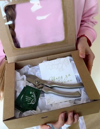 Секатор в подарочной коробке №2058