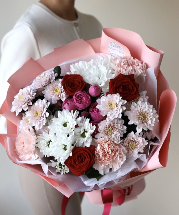 Яркий букет в розовом оформлении №829 Яркий букет в розовом оформлении №829