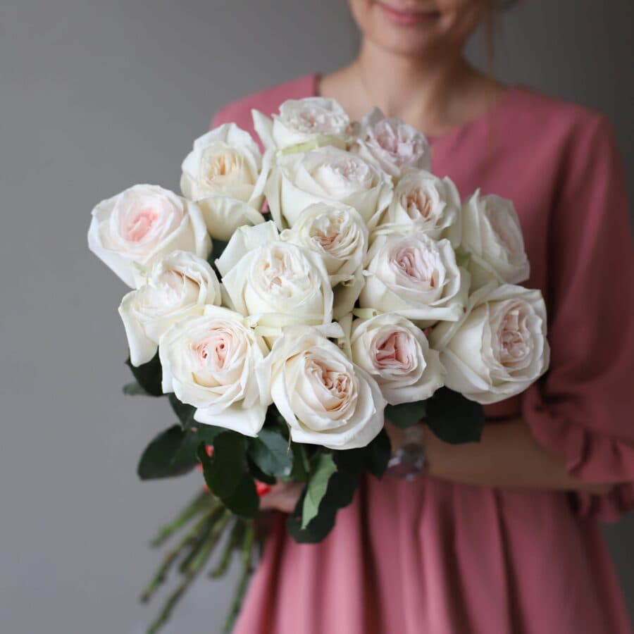 Монобукет из 15 пионовидных роз №1028 - Фото 1
