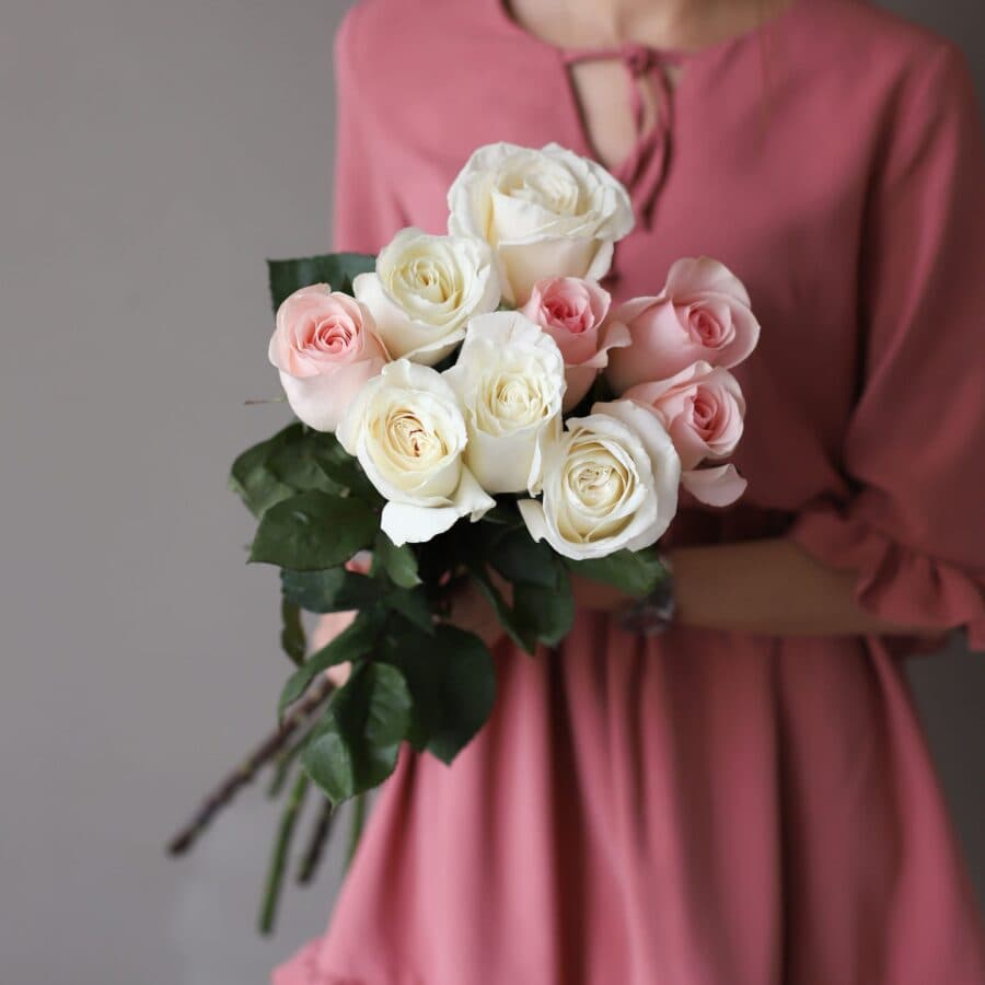 Белые и розовые розы в ленту (9 шт) №1030 - Фото 1