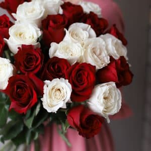 Красные и белые розы в ленту (25 шт) №1035 - Фото 5