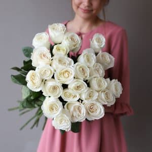 Розы белые в ленту (25 шт) №1050 - Фото 4