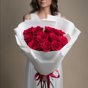 Красные розы в белом оформлении (11 шт) №719 - Фото 5