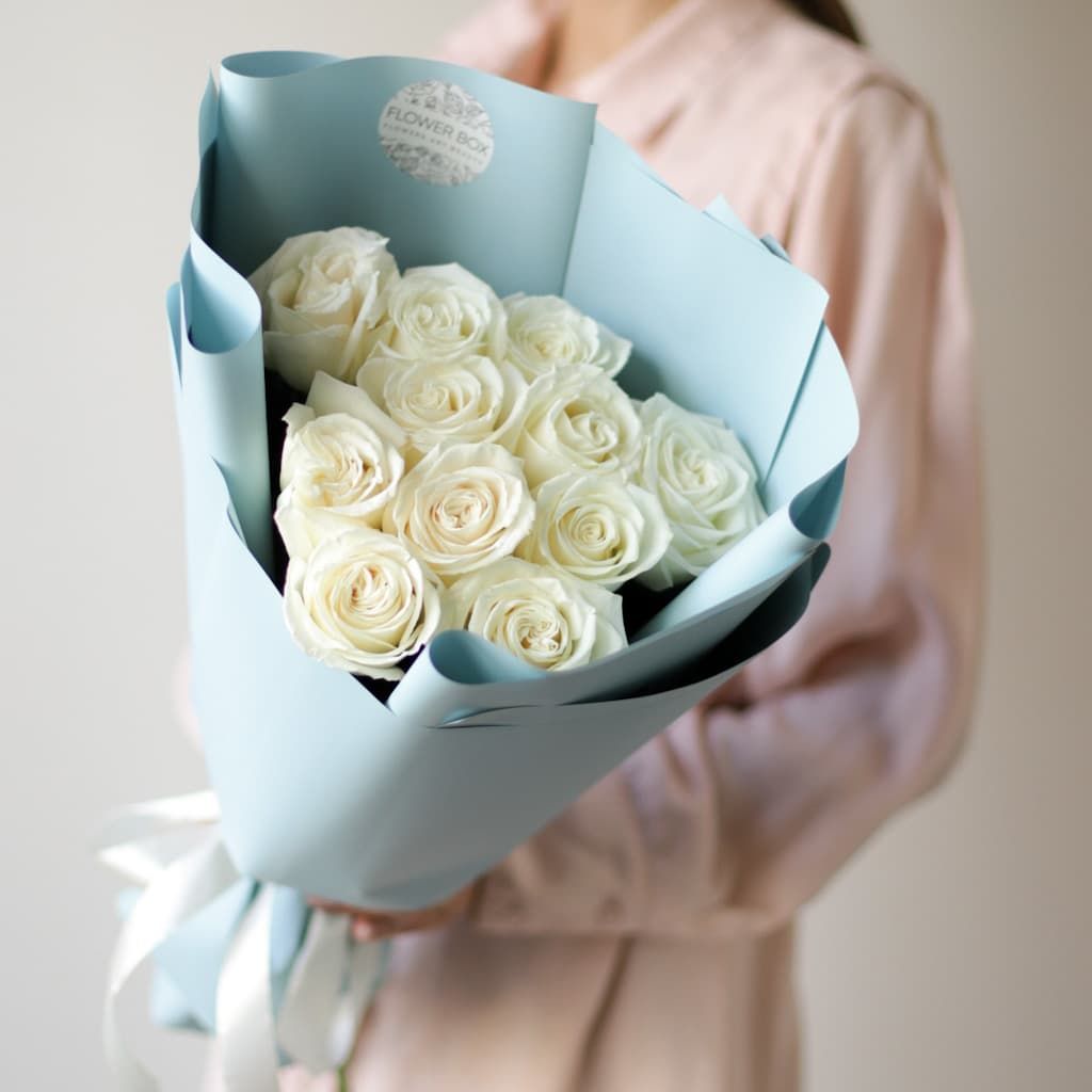 Белые розы в голубом оформлении (11 шт) №1749 - Фото 36