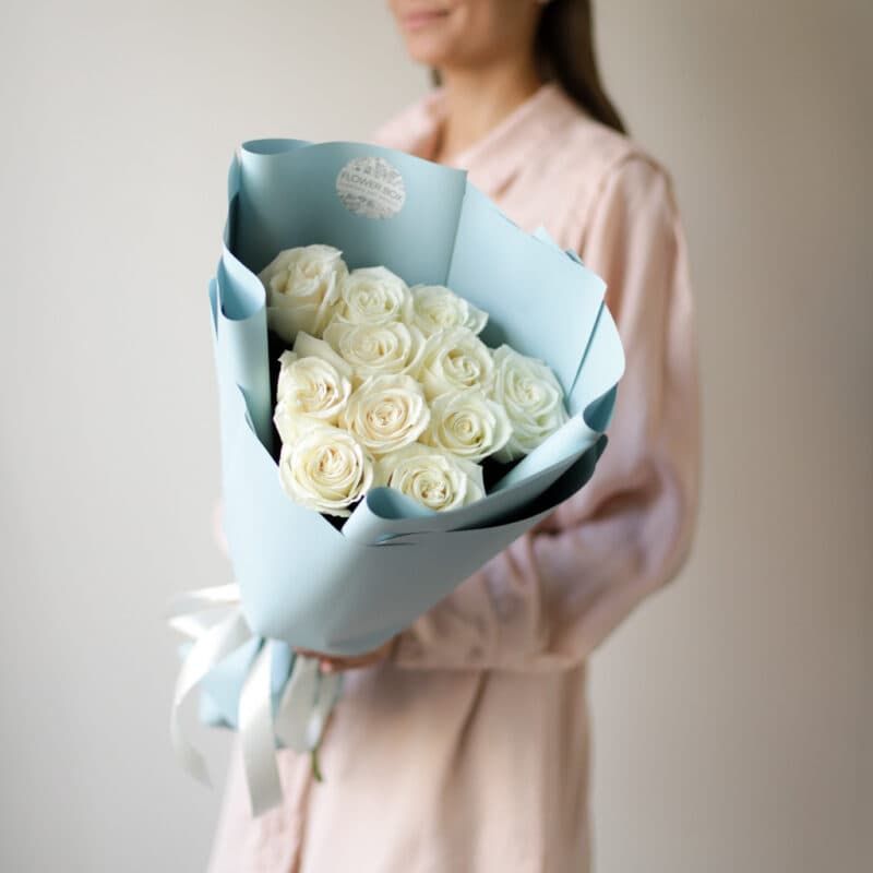 Белые розы в голубом оформлении (11 шт) №1749 - Фото 35