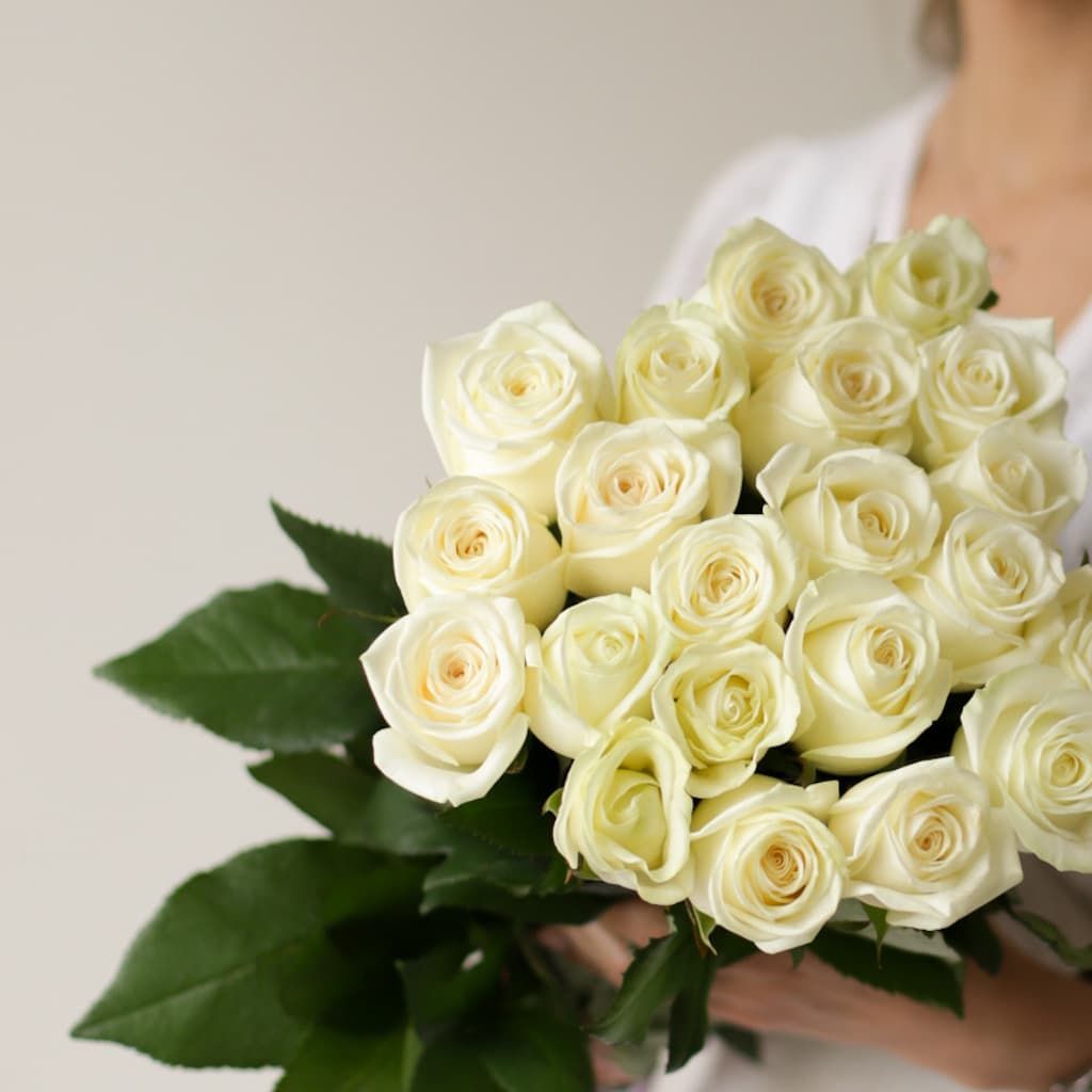 Белые розы в ленту (Россия, 21 шт) №1734 - Фото 2