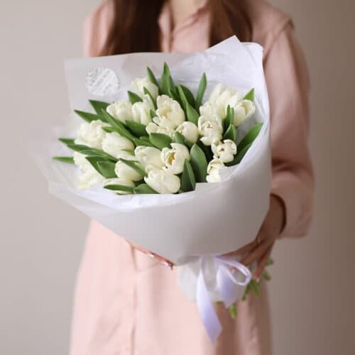 Белые тюльпаны голландские в белом оформлении (25 шт) №1588 - Фото 21