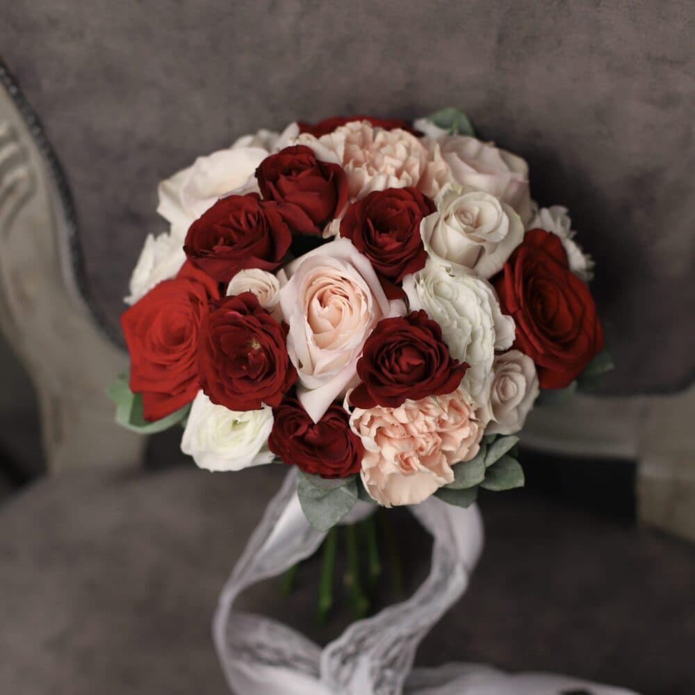 Букет невесты с бордовыми розами №962 - Фото 1