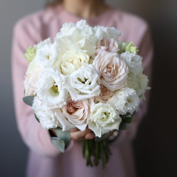 Свадебный букет с кремовыми розами №955 - Фото 17