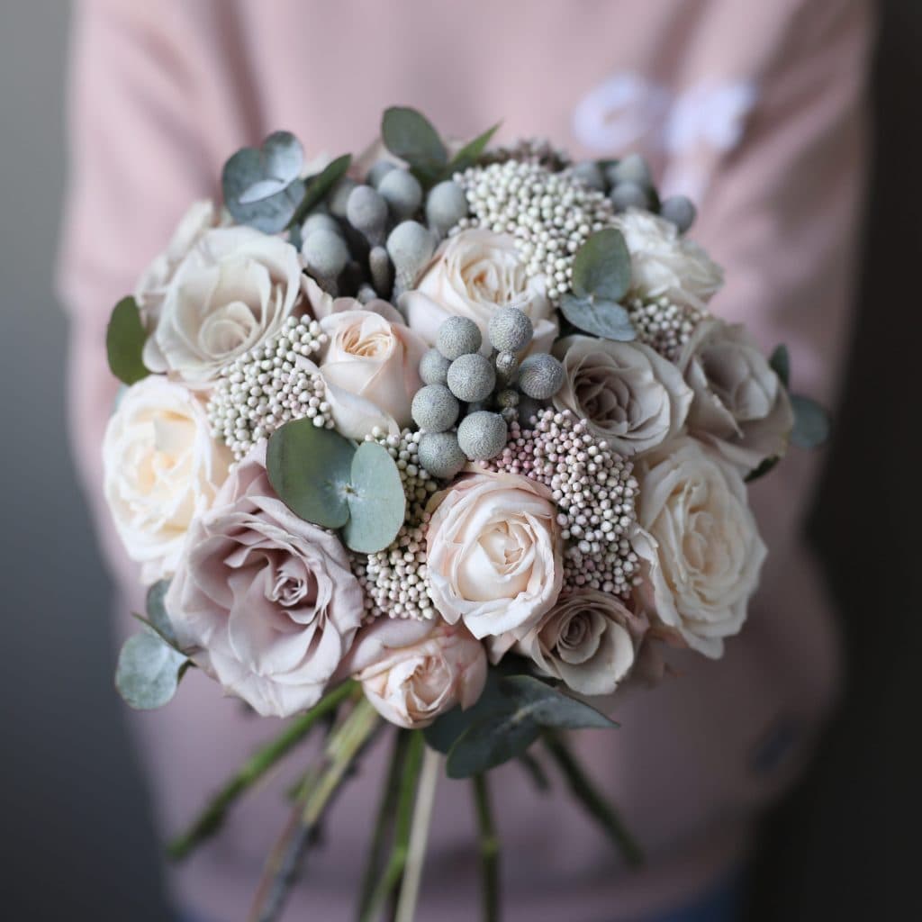 Свадебный букет с пудровыми розами №951 - Фото 33