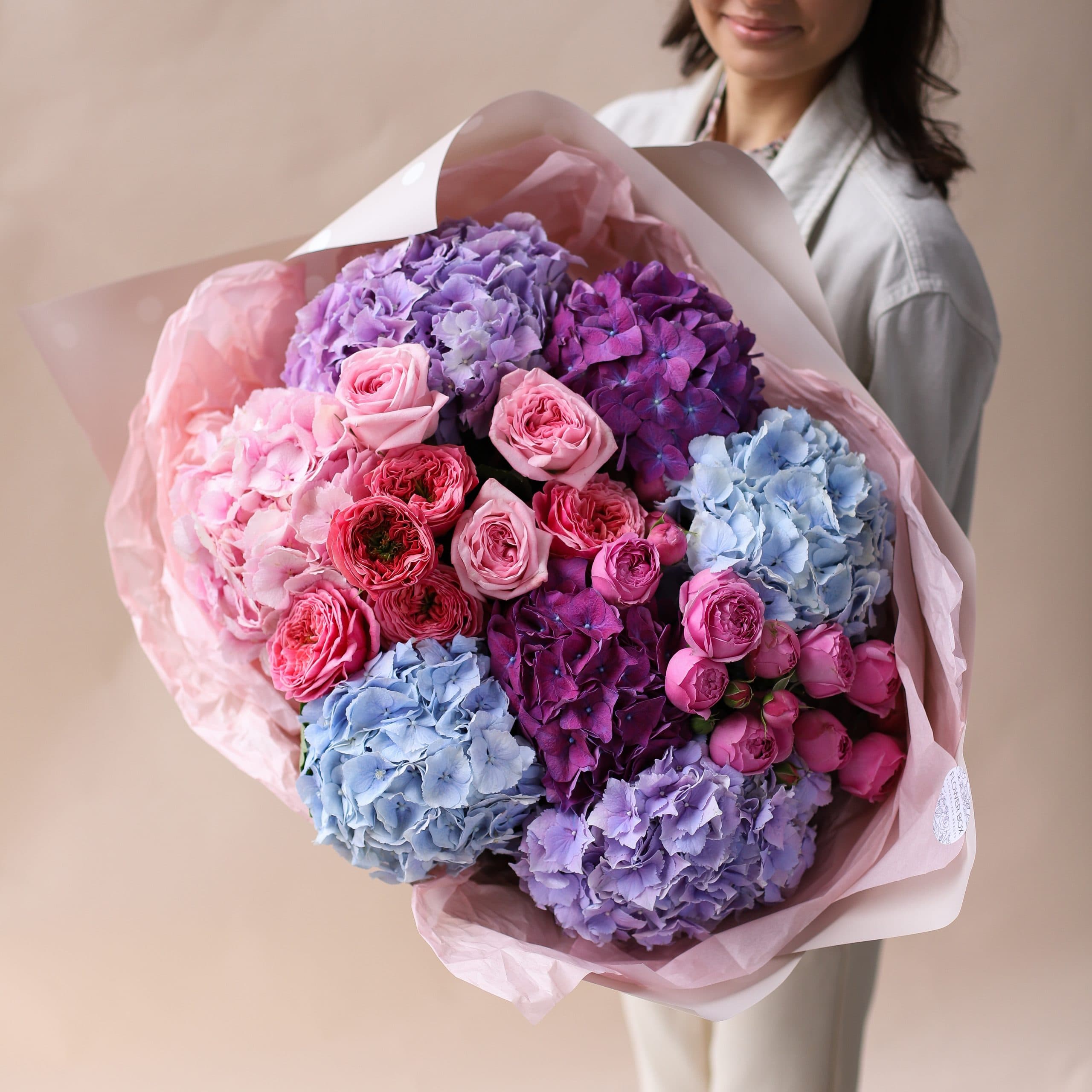 Сборный букет с гортензиями и пионовидными розами №833 - Фото 2