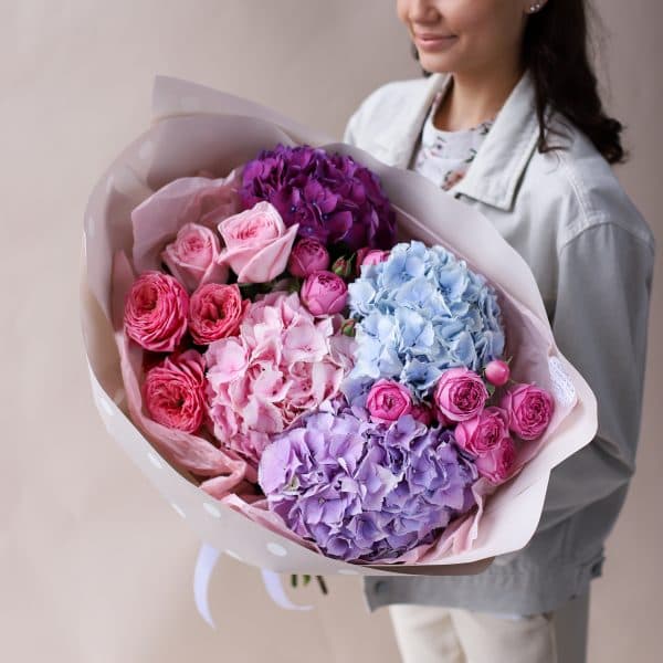 Сборный букет с гортензиями и пионовидными розами №834 - Фото 22
