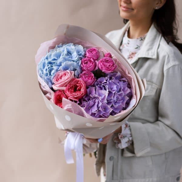 Сборный букет с гортензиями и пионовидными розами №835 - Фото 8
