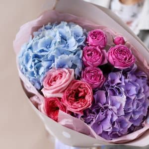 Сборный букет с гортензиями и пионовидными розами №835 - Фото 6