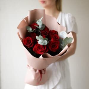 Красные розы с эвкалиптом (9 шт) №1692 - Фото 3