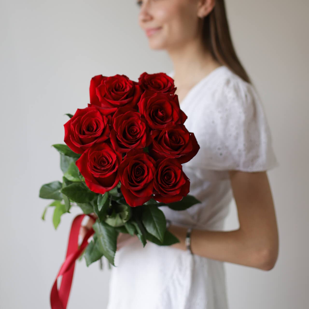 Красные розы в ленту (9 шт) №1039 - Фото 1