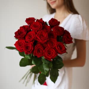 Красные розы в ленту (Россия, 21 шт) №1109 - Фото 4