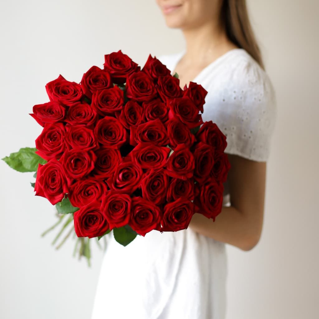 Красные розы в ленту (Россия, 35 шт) №1740 - Фото 1