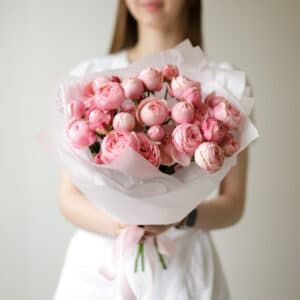Кустовые пионовидные розы в нежном оформлении №1677 - Фото 4