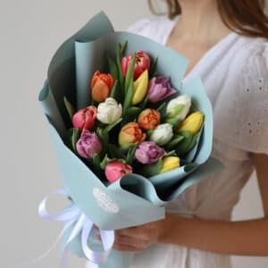 Микс тюльпанов в голубом оформлении (15 шт) №1570 - Фото 4