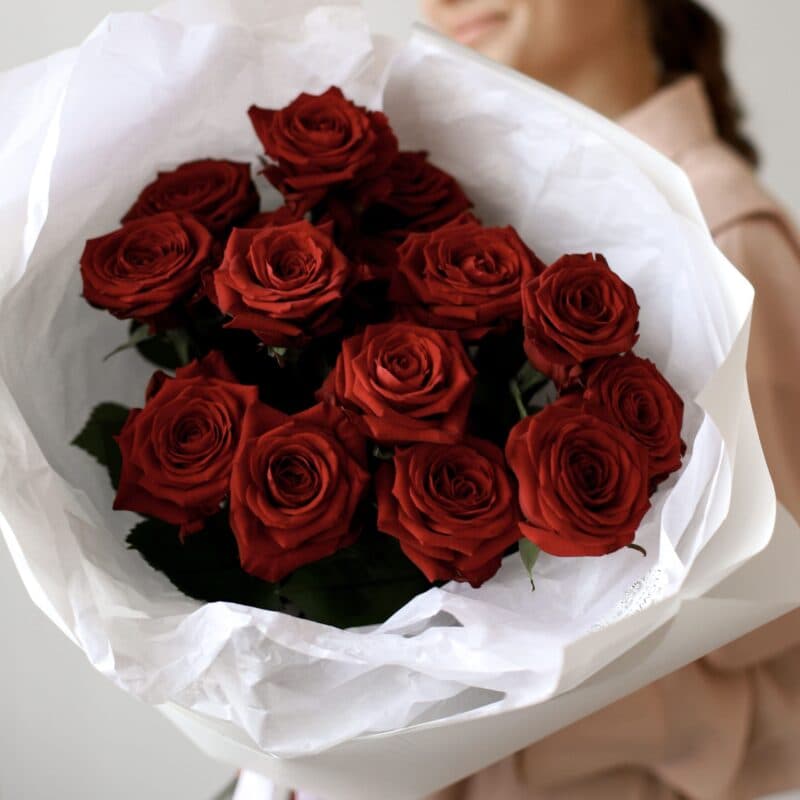 Розы красные в белом оформлении (Россия, 15 шт) №1238 - Фото 2