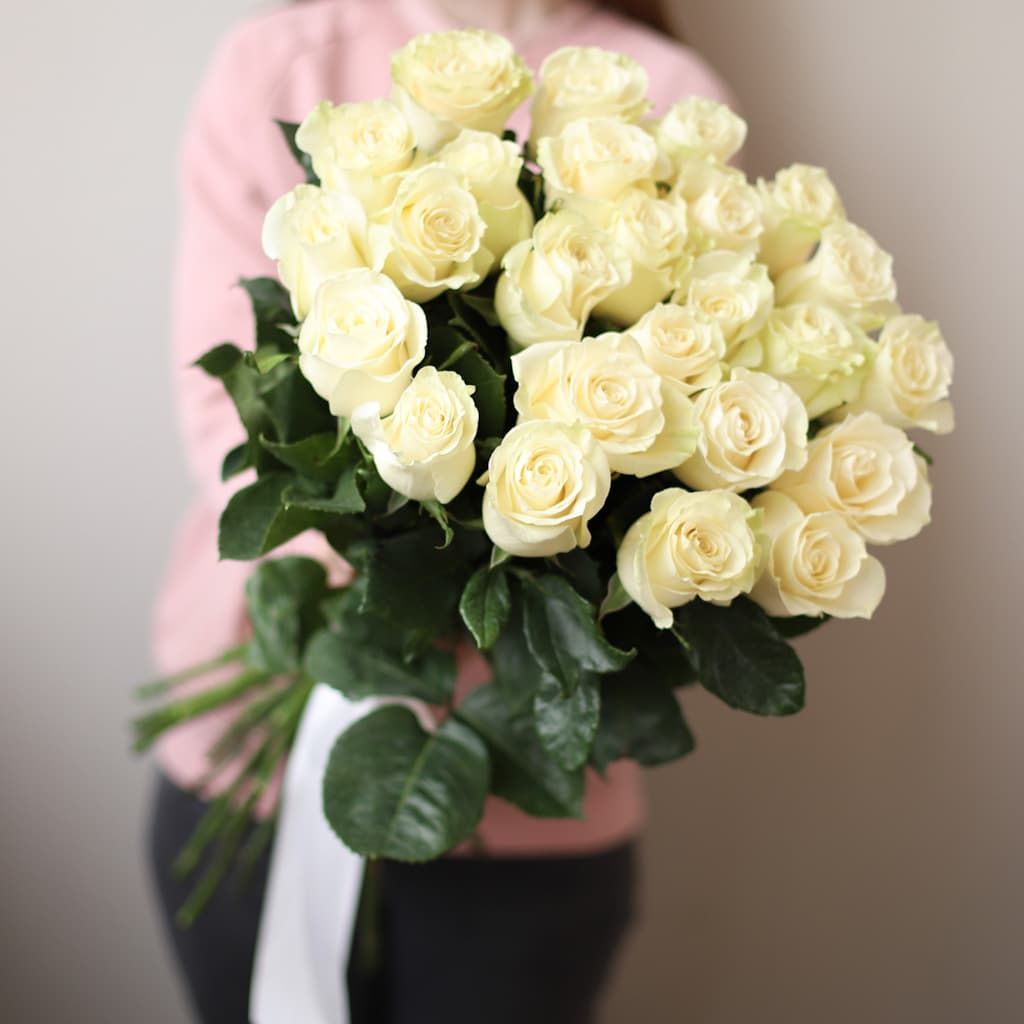 Белые розы в ленту (25 шт) №1346 - Фото 1