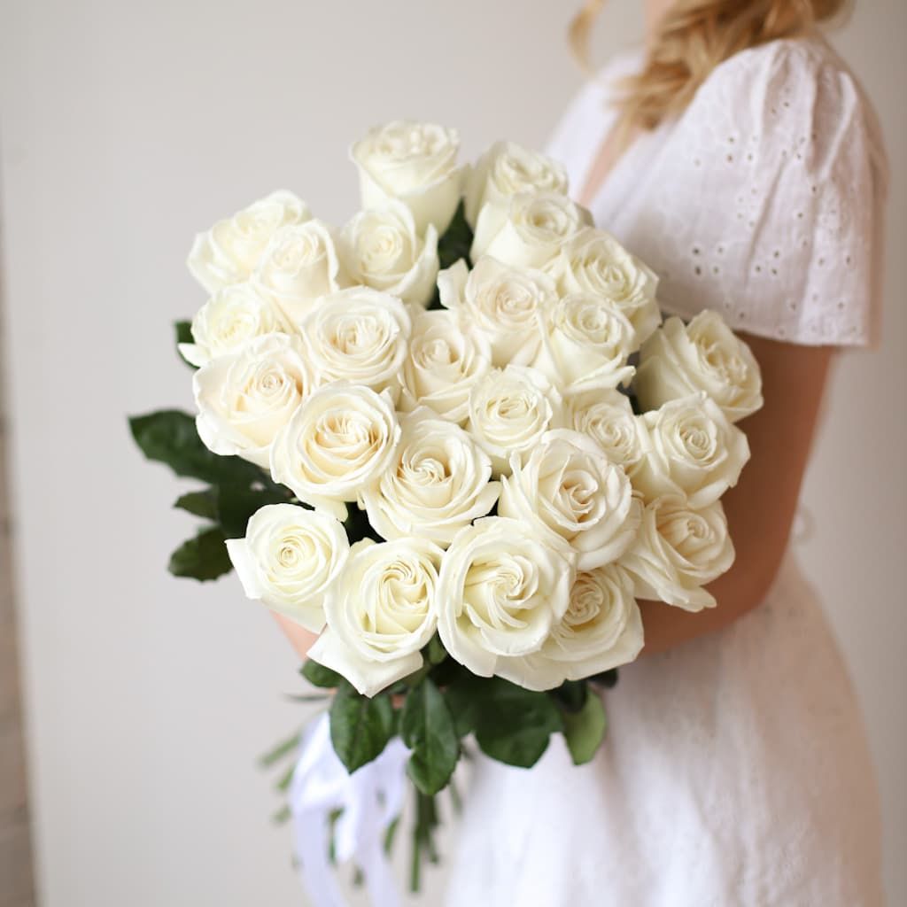 Розы белые в ленту (25 шт) №1050 - Фото 45