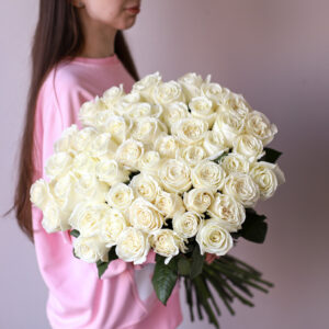 Розы белые в ленту (51 шт) №1900 - Фото 3