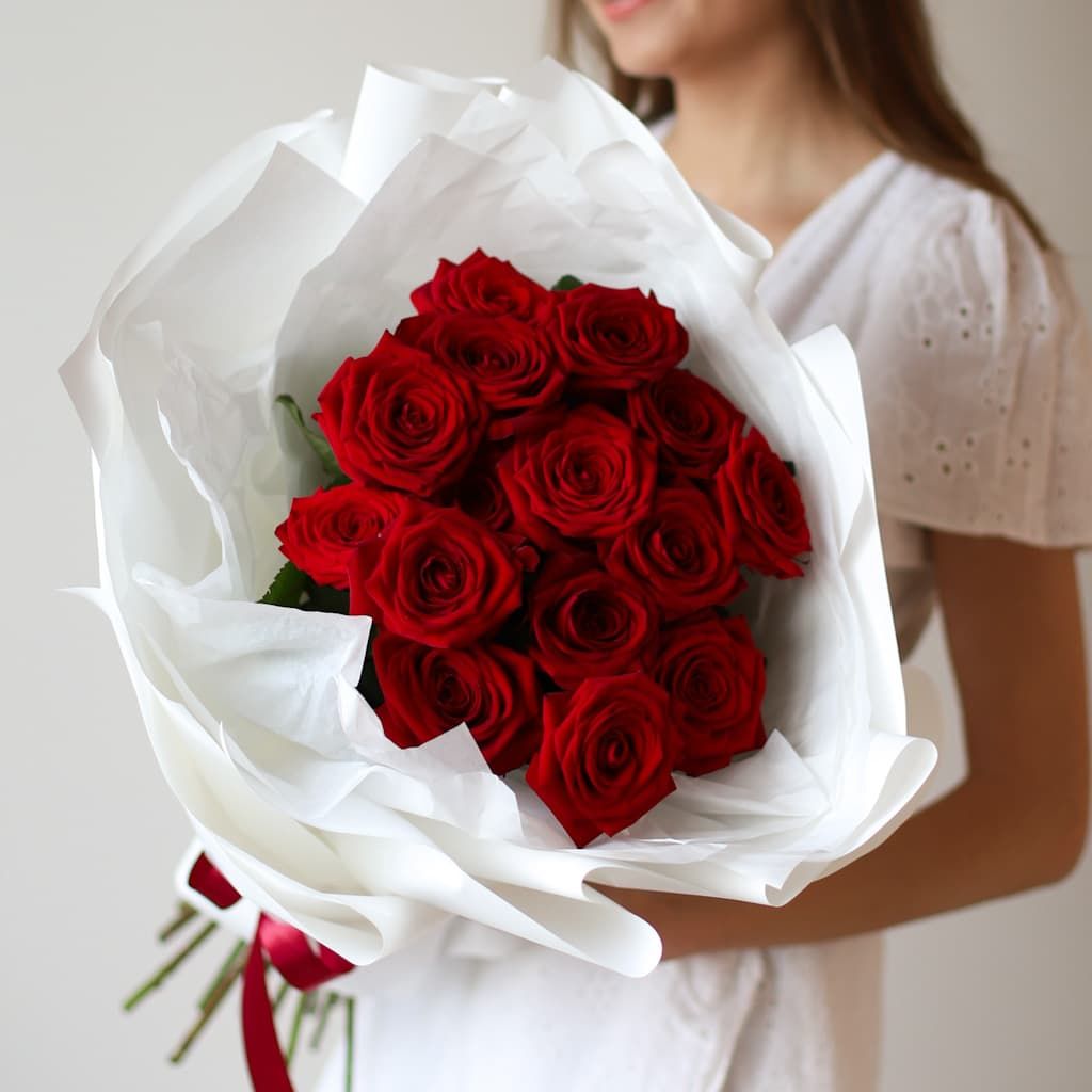 Розы красные в белом оформлении (Россия, 15 шт) №1238 - Фото 42