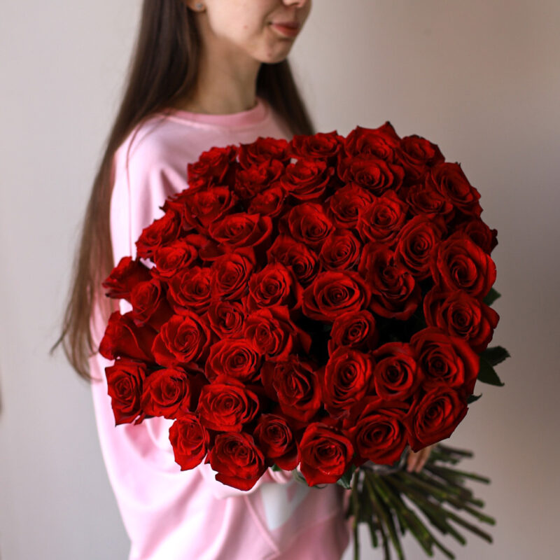 Розы красные в ленту (51 шт) №1724 - Фото 61