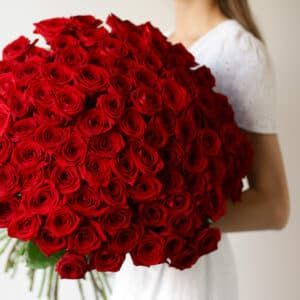 Розы красные в ленту (Россия, 101 шт) №1014 - Фото 4