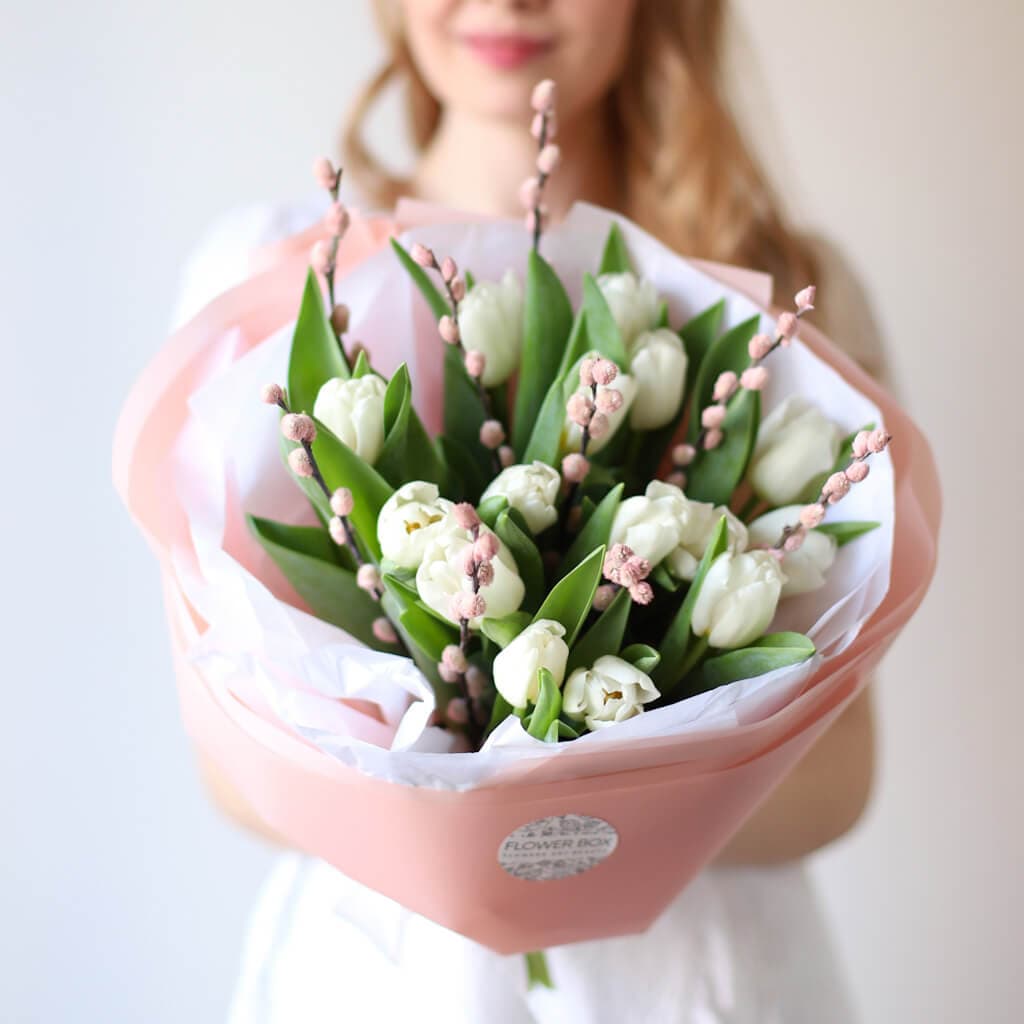 Тюльпаны голландские с вербой в оформлении (15 шт) №1604 - Фото 2