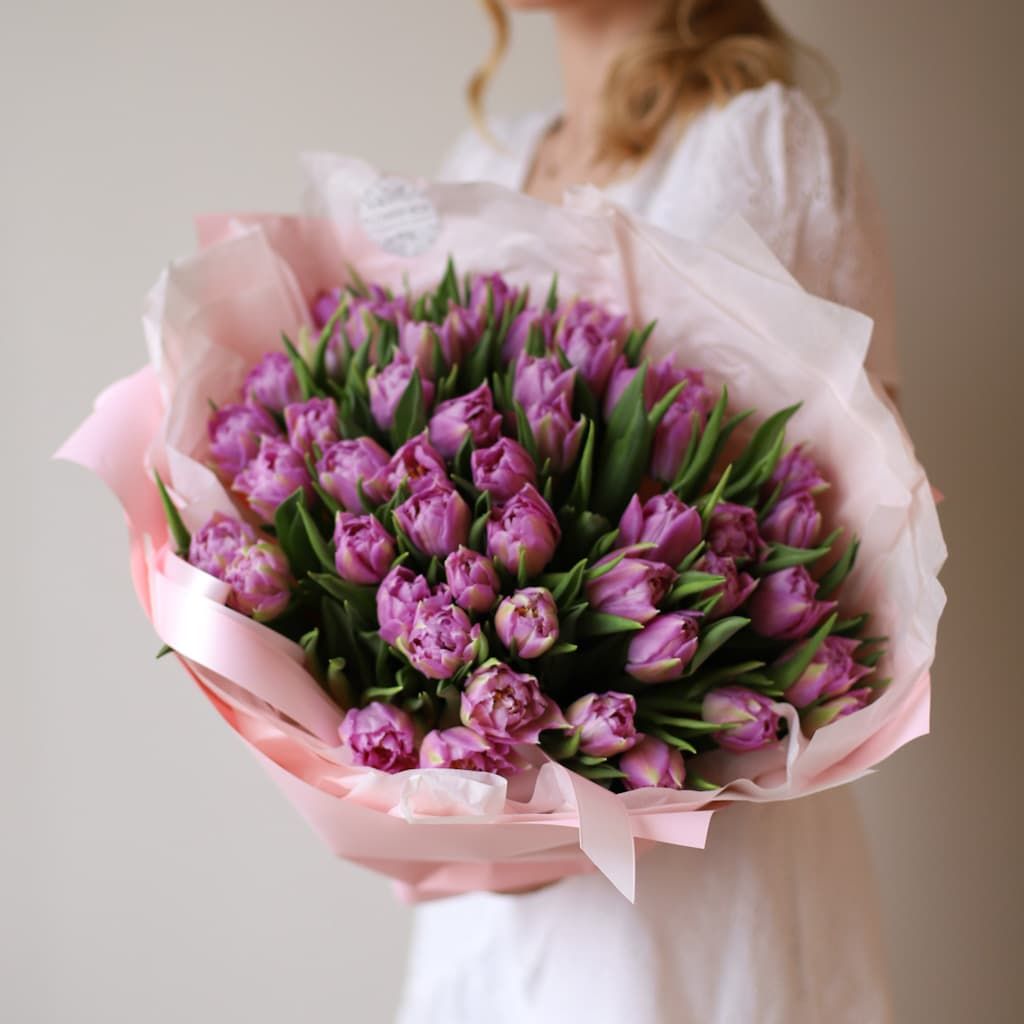 Тюльпаны голландские в нежном оформлении (51 шт) №1566 - Фото 1