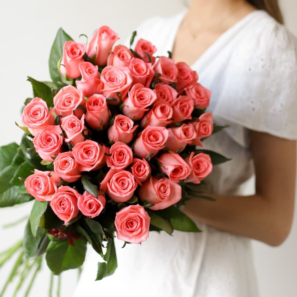 Ярко-розовые розы в ленту (Россия, 35 шт) №1737 - Фото 2